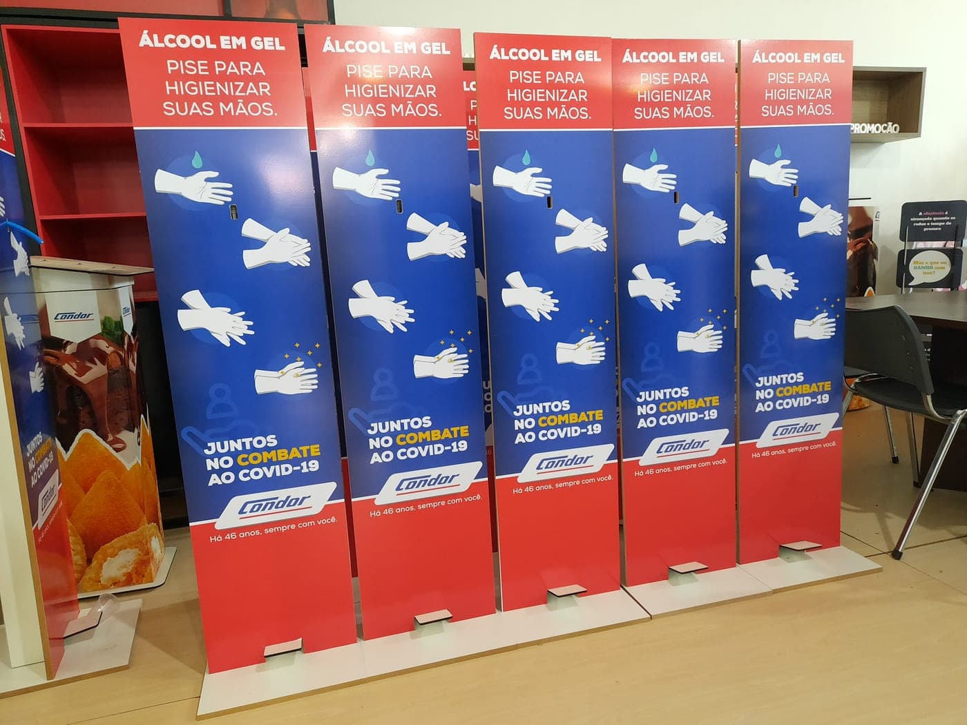 Totem Personalizado - Totens produzido em Curitiba pela Mais Acrílicos